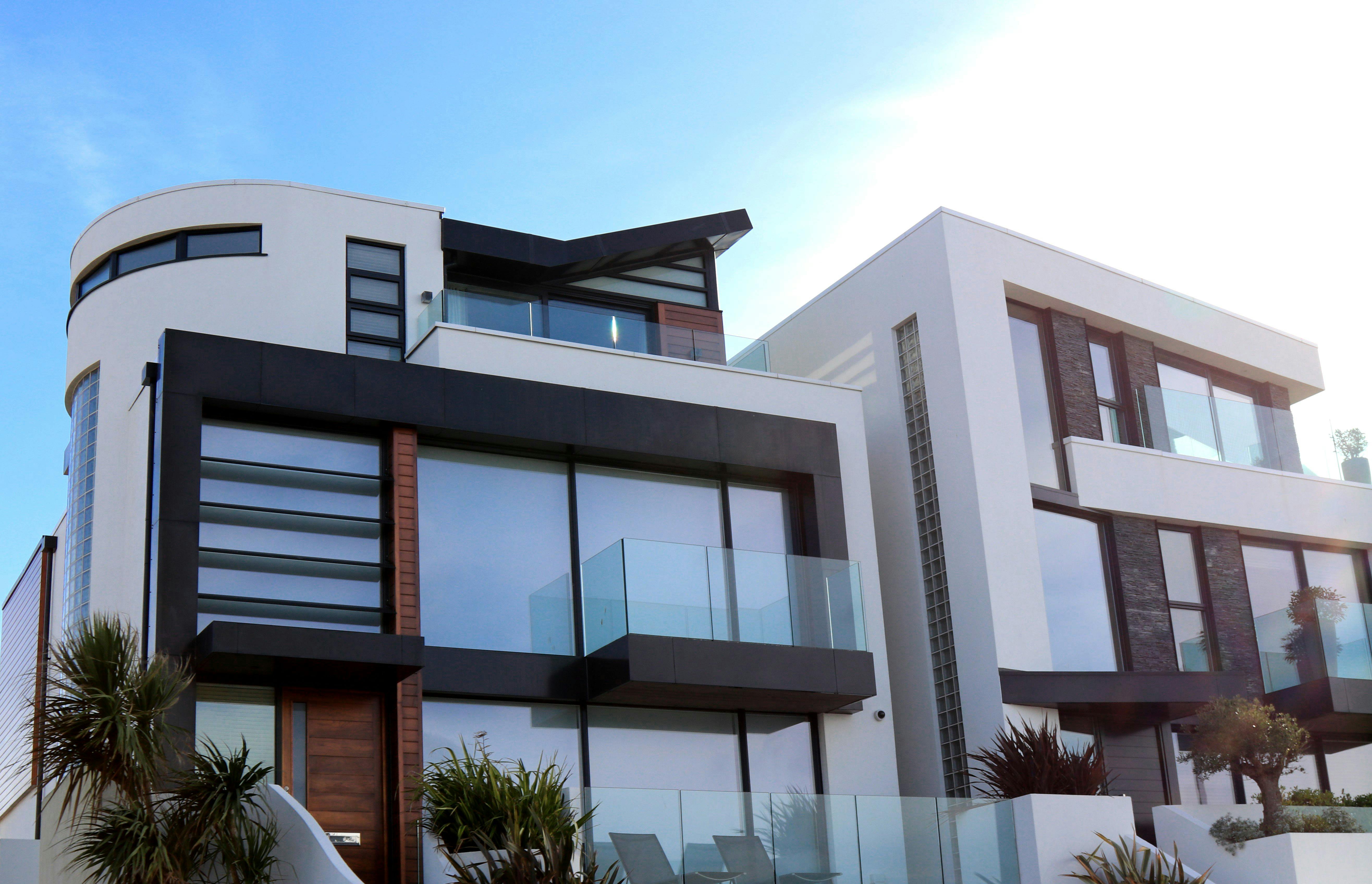Luxury Property Features